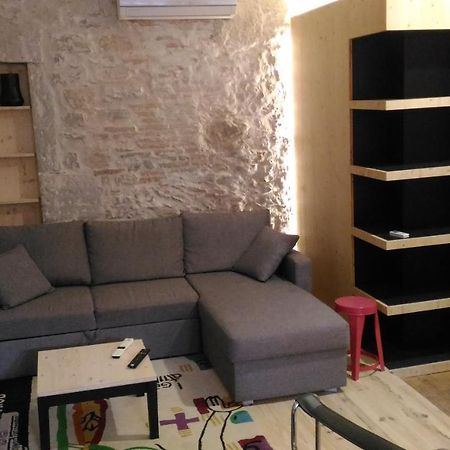 Lons Appartement T1 Centre Ville Екстериор снимка