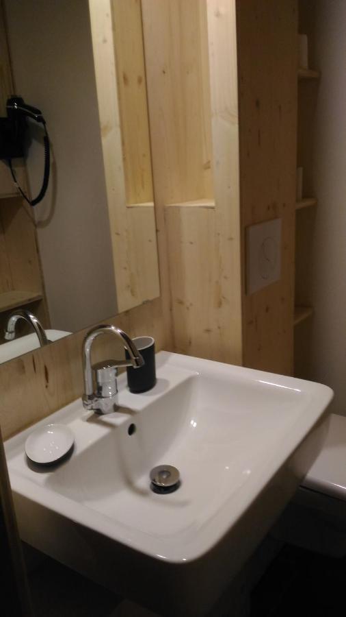 Lons Appartement T1 Centre Ville Екстериор снимка
